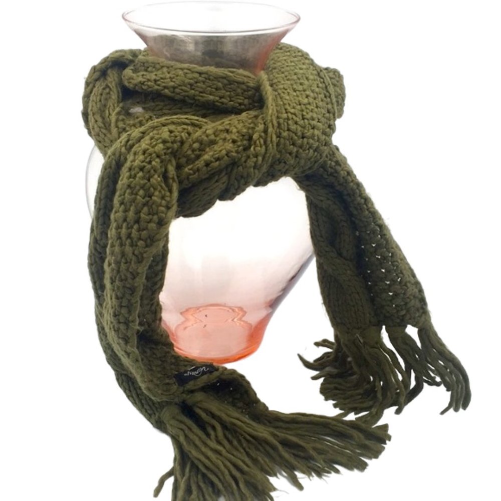 Vanity 🧣Green Knitted Scarf